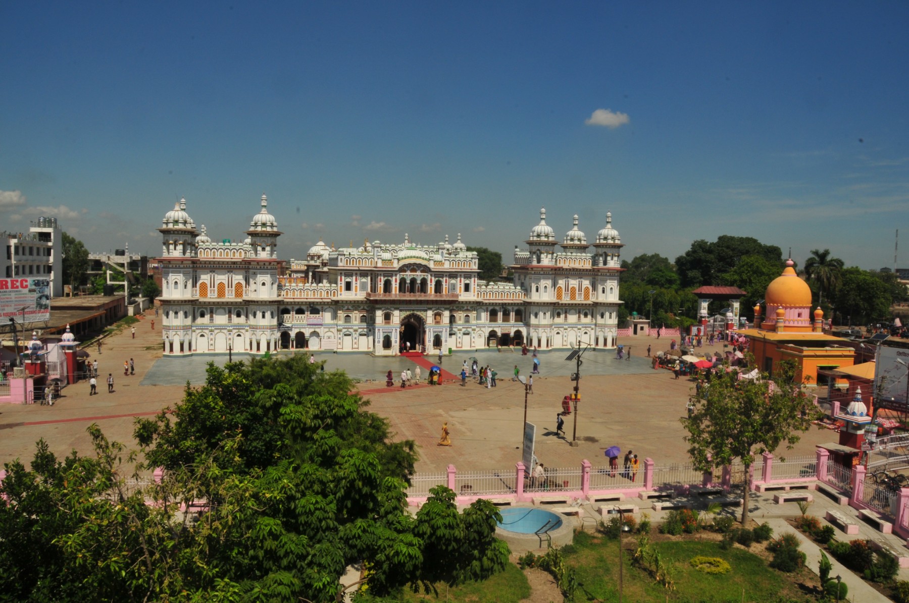 shree-ram-janki-mandir-janakpur-dhaam-157.jpg